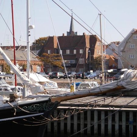 Det Gamle Hotel Rudkøbing Buitenkant foto