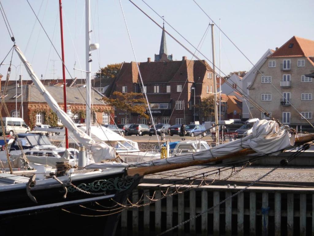 Det Gamle Hotel Rudkøbing Buitenkant foto